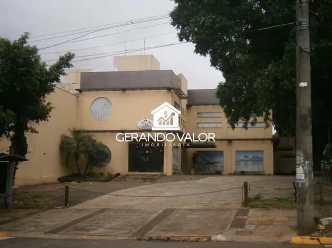 Prédio Comercial com 7 Salas no Centro — foto 1 de 1