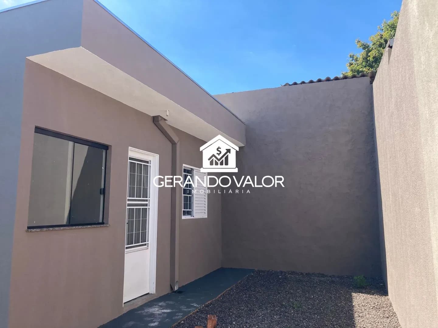 Casa de Condomínio com 2 Quartos no Jardim Anache — foto 1 de 1